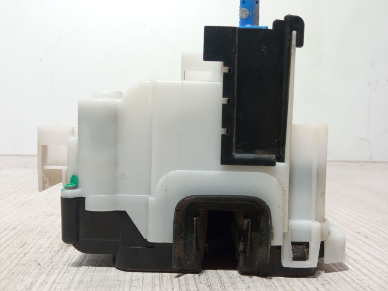 Recambio de cerradura puerta delantera derecha para peugeot bipper tepee 1.4 hdi referencia OEM IAM Z08F28-2ACLTD 1357552080 