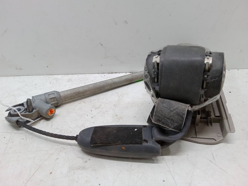 Recambio de cinturon con pretensor delantero derecho para renault megane ii station wagon (km0/1_) 1.5 dci (km16, km1e) referenc