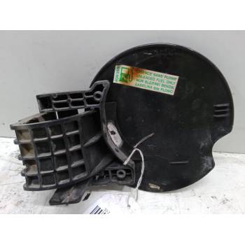 TAPA EXTERIOR COMBUSTIBLE 