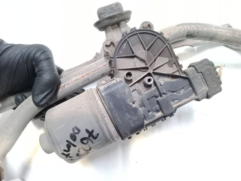 MOTOR LIMPIA DELANTERO 
