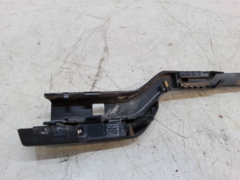 Recambio de brazo limpia delantero derecho para peugeot 3008 suv (mc_, mr_, mj_, m4_) 1.2 thp/ puretech 130 (mrhnsm, mrhnsu, mrh