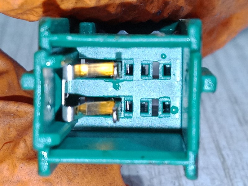 Recambio de anclaje cinturon delantero izquierdo para opel meriva a monospace (x03) 1.6 16v (e75) referencia OEM IAM   