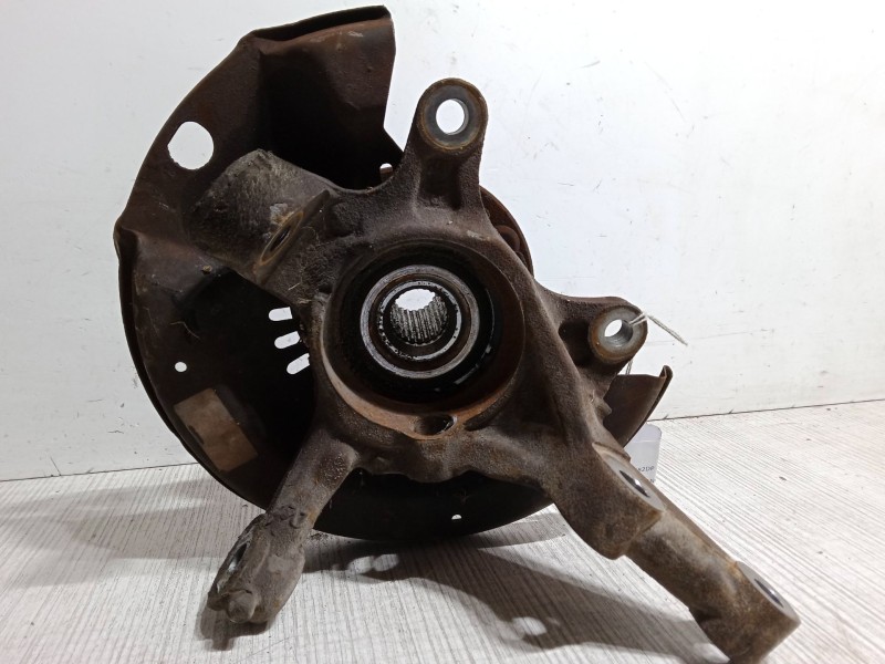 Recambio de mangueta delantera derecha para toyota yaris (_p1_) 1.3 (ncp10_, scp12_) referencia OEM IAM   