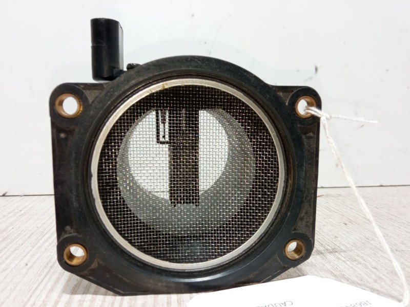 Recambio de caudalimetro para volkswagen golf iv (1j1) 1.6 referencia OEM IAM 06A906461B  