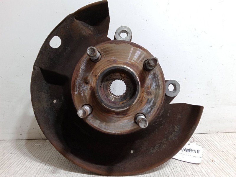 Recambio de mangueta delantera izquierda para toyota yaris (_p1_) 1.3 (ncp10_, scp12_) referencia OEM IAM   