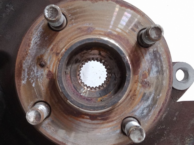 Recambio de mangueta delantera izquierda para toyota yaris (_p1_) 1.3 (ncp10_, scp12_) referencia OEM IAM   