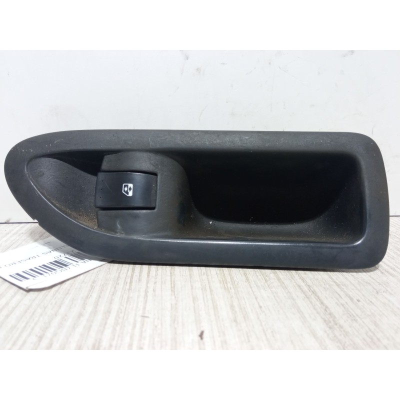 Recambio de mando elevalunas trasero derecho para renault laguna ii (bg0/1_) 1.9 dci (bg1a, bg1w, bg0g) referencia OEM IAM   