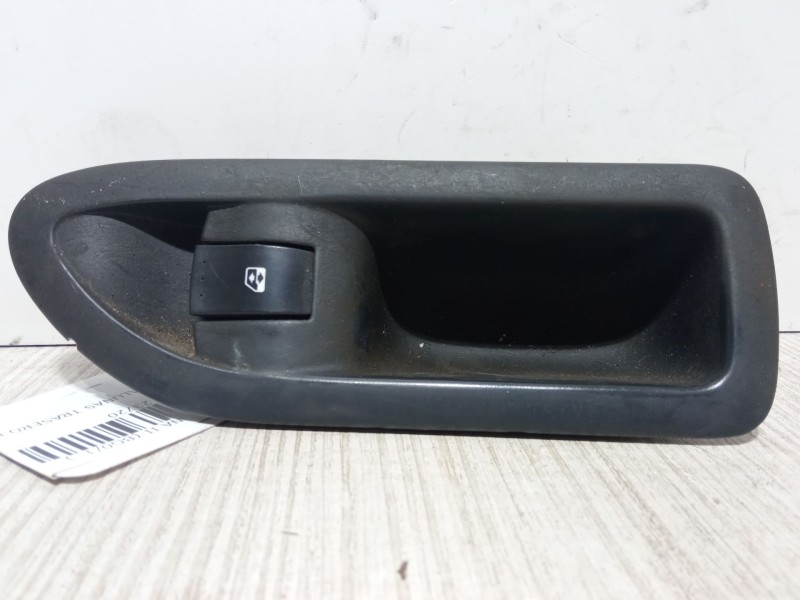 Recambio de mando elevalunas trasero derecho para renault laguna ii (bg0/1_) 1.9 dci (bg1a, bg1w, bg0g) referencia OEM IAM   