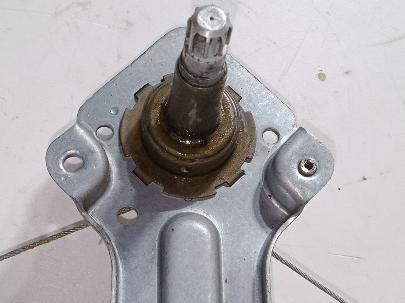 Recambio de elevalunas electrico trasero derecho para opel meriva a monospace (x03) 1.6 16v (e75) referencia OEM IAM   