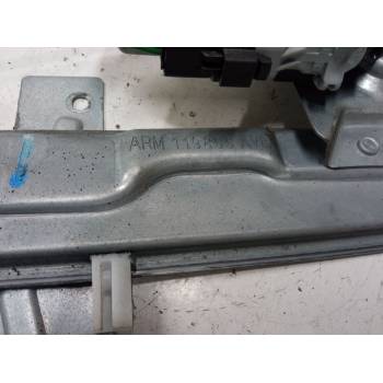 ELEVALUNAS ELECTRICO DERECHO 3P 