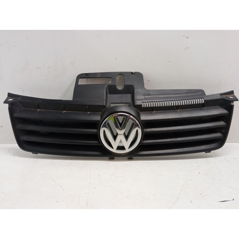 Recambio de rejillas capo para volkswagen polo iv sedán (9a4, 9a2, 9n2, 9a6) 1.4 referencia OEM IAM   