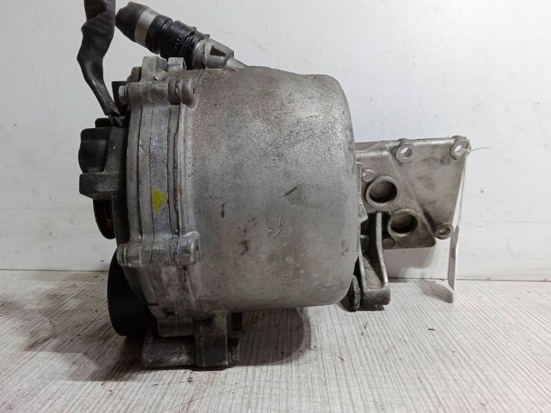 Recambio de alternador para bmw 7 (e65, e66, e67) 735 i, li referencia OEM IAM 01220AA  