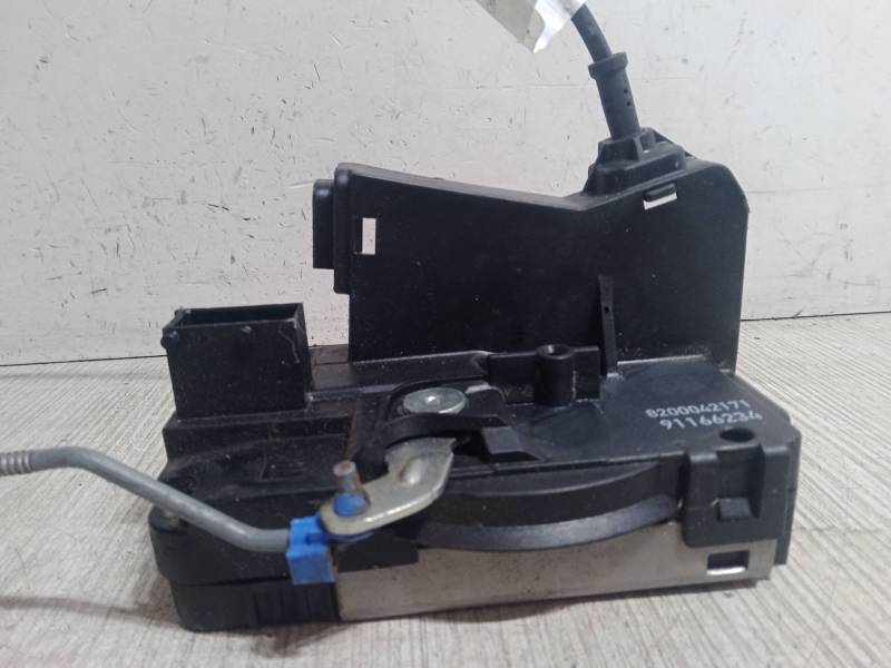 CERRADURA PUERTA DELANTERA DERECHA 