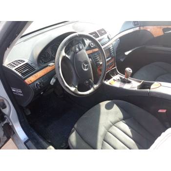 MERCEDES-BENZ E 200 CDI