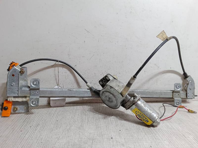 ELEVALUNAS ELECTRICO IZQUIERDO 3P 