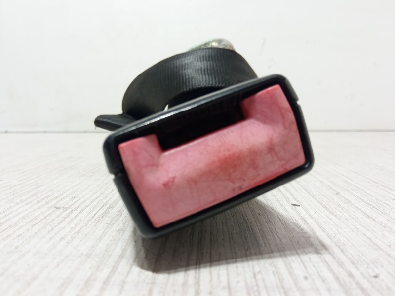 Recambio de anclaje cinturon trasero derecho para volkswagen polo iv sedán (9a4, 9a2, 9n2, 9a6) 1.4 referencia OEM IAM 6Q0857740