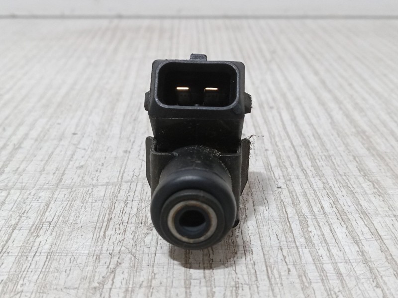 Recambio de inyector para bmw 7 (e65, e66, e67) 735 i, li referencia OEM IAM   