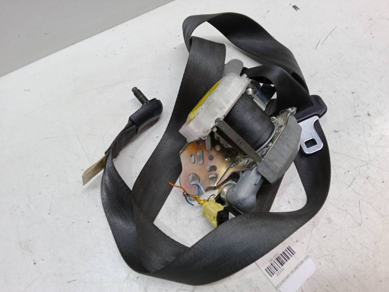 CINTURON SEGURIDAD DELANTERO DERECHO 