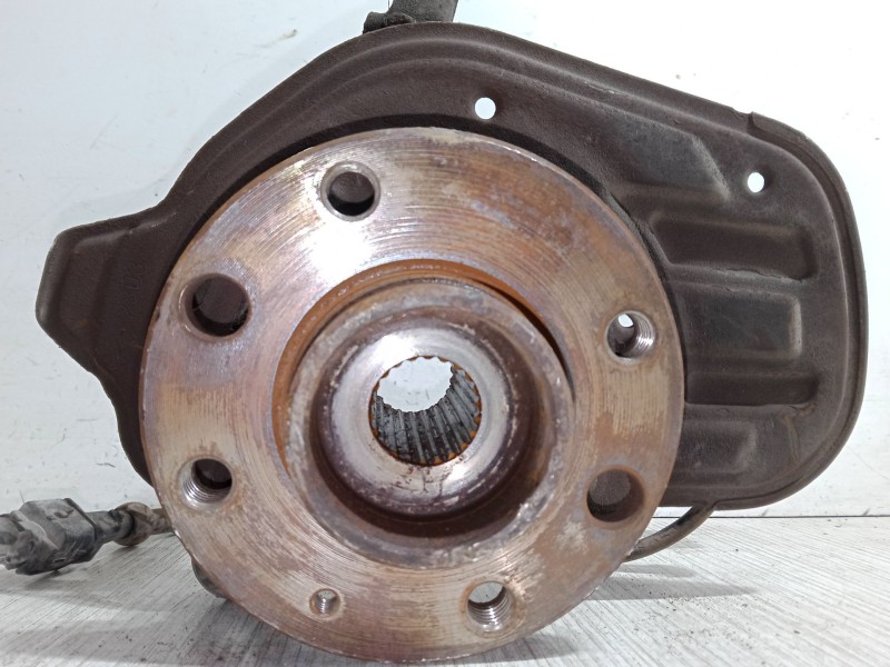 Recambio de mangueta delantera derecha para opel meriva a monospace (x03) 1.6 16v (e75) referencia OEM IAM   