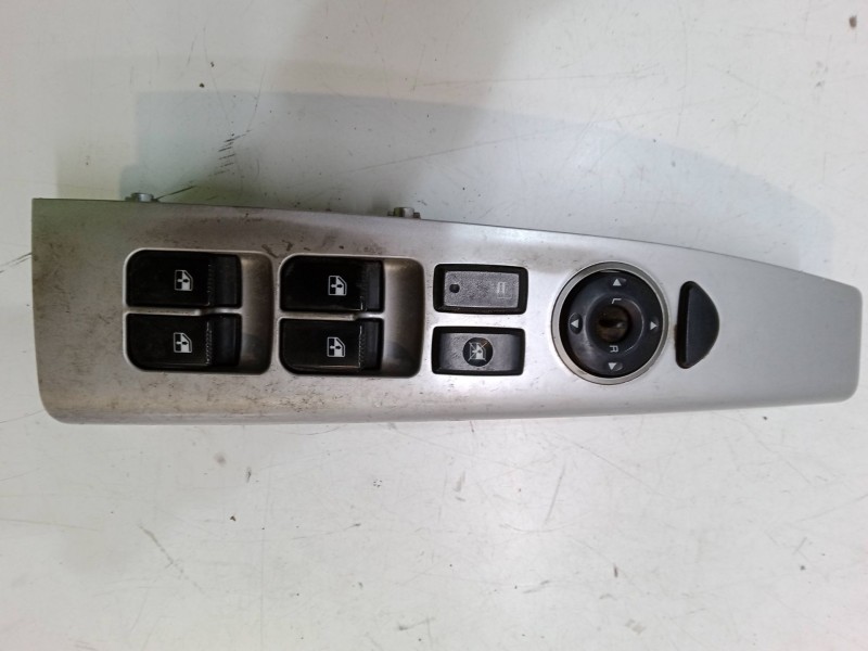 Recambio de mando elevalunas delantero izquierdo para hyundai santa fé ii (cm) 2.2 crdi referencia OEM IAM   