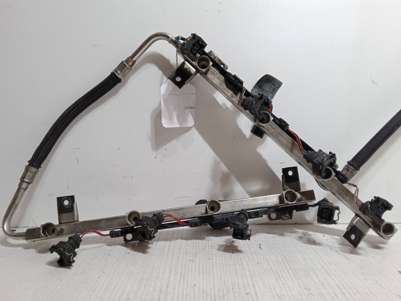 Recambio de rampa inyectora para bmw 7 (e65, e66, e67) 735 i, li referencia OEM IAM   