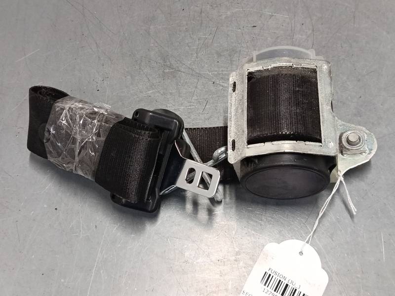 CINTURON SEGURIDAD DELANTERO DERECHO 