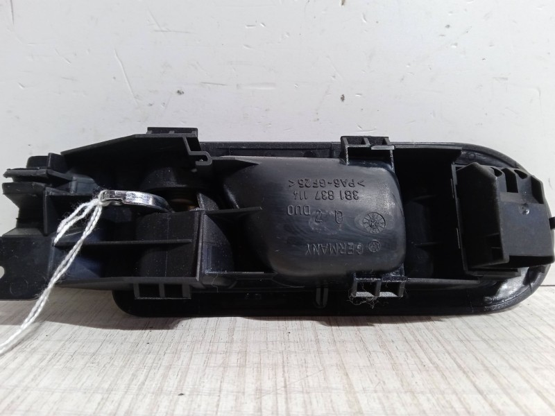 Recambio de maneta interior puerta delantera derecha para volkswagen golf iv (1j1) 1.4 16v referencia OEM IAM 3B1837114  