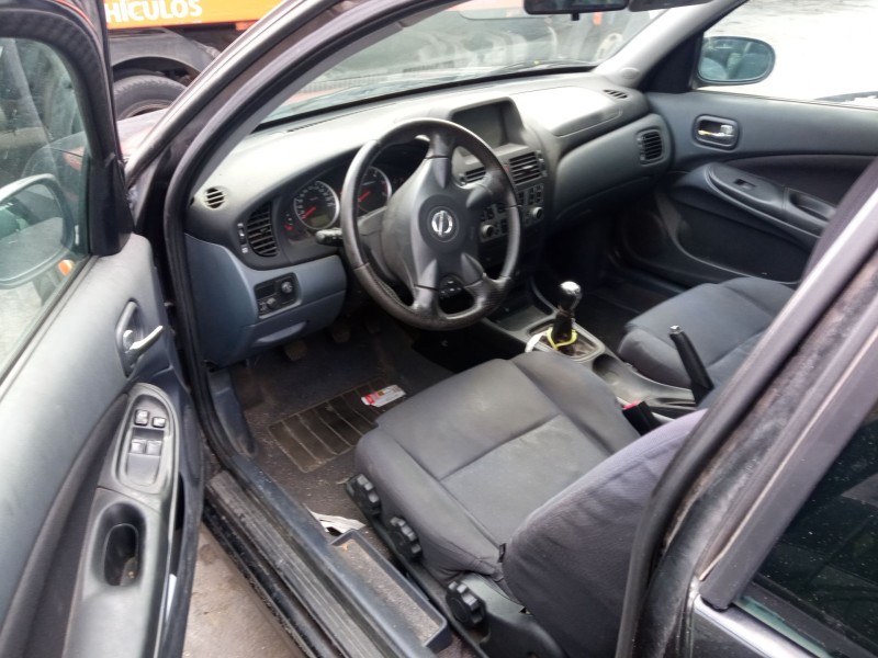 nissan almera ii hatchback (n16) del año 2005