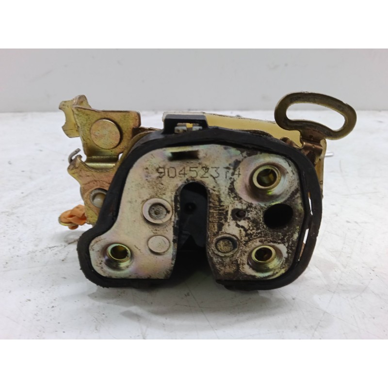 Recambio de cerradura puerta delantera derecha para opel corsa b (s93) 1.0 i 12v (f08, f68, m68) referencia OEM IAM 90452374  