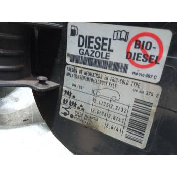 TAPA EXTERIOR COMBUSTIBLE 