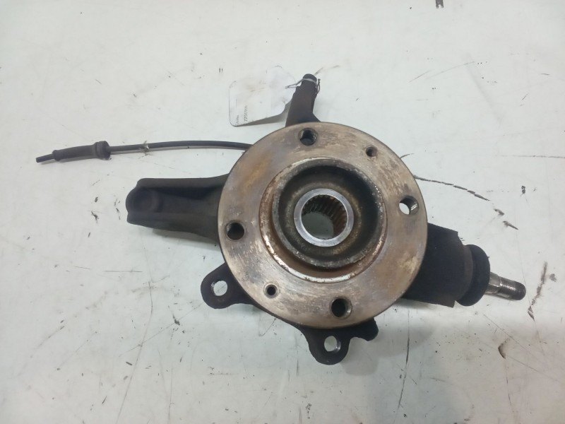 Recambio de mangueta delantera izquierda para citroën c4 coupé (la_) 1.4 16v referencia OEM IAM   