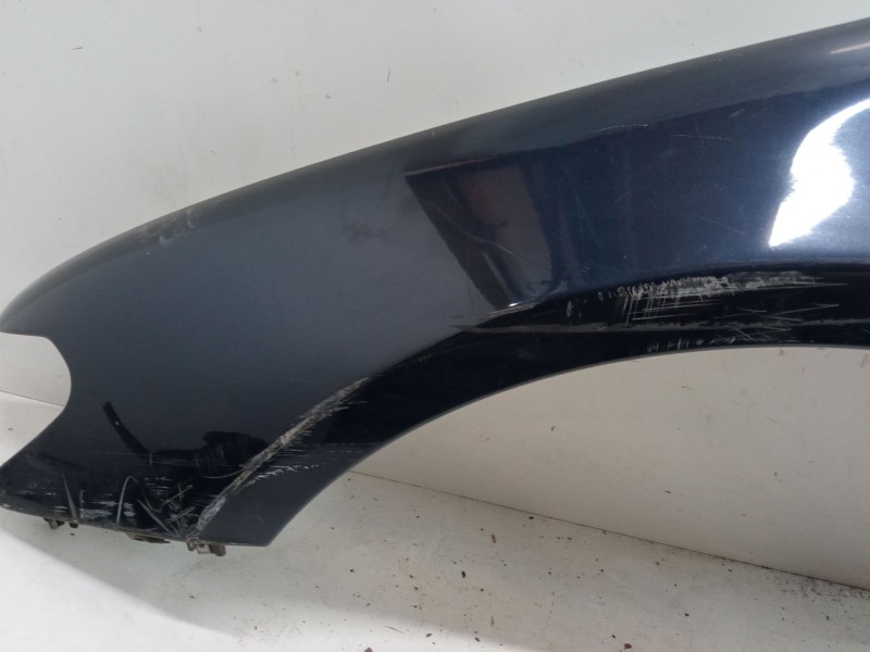 Recambio de aleta delantera izquierda para bmw 7 (e65, e66, e67) 735 i, li referencia OEM IAM   