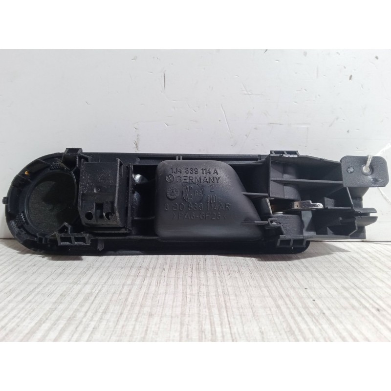 Recambio de maneta interior puerta trasera derecha para volkswagen golf iv (1j1) 1.4 16v referencia OEM IAM 1J4839114A  