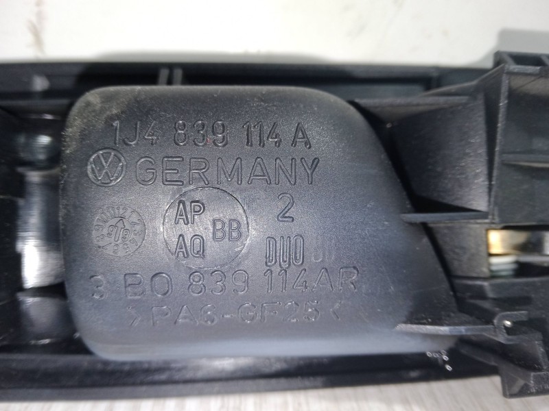 Recambio de maneta interior puerta trasera derecha para volkswagen golf iv (1j1) 1.4 16v referencia OEM IAM 1J4839114A  
