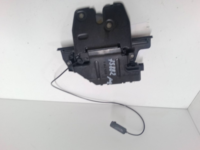 Recambio de cerradura maletero / porton para land rover range rover i 4.3 vogue lse 4x4 referencia OEM IAM   