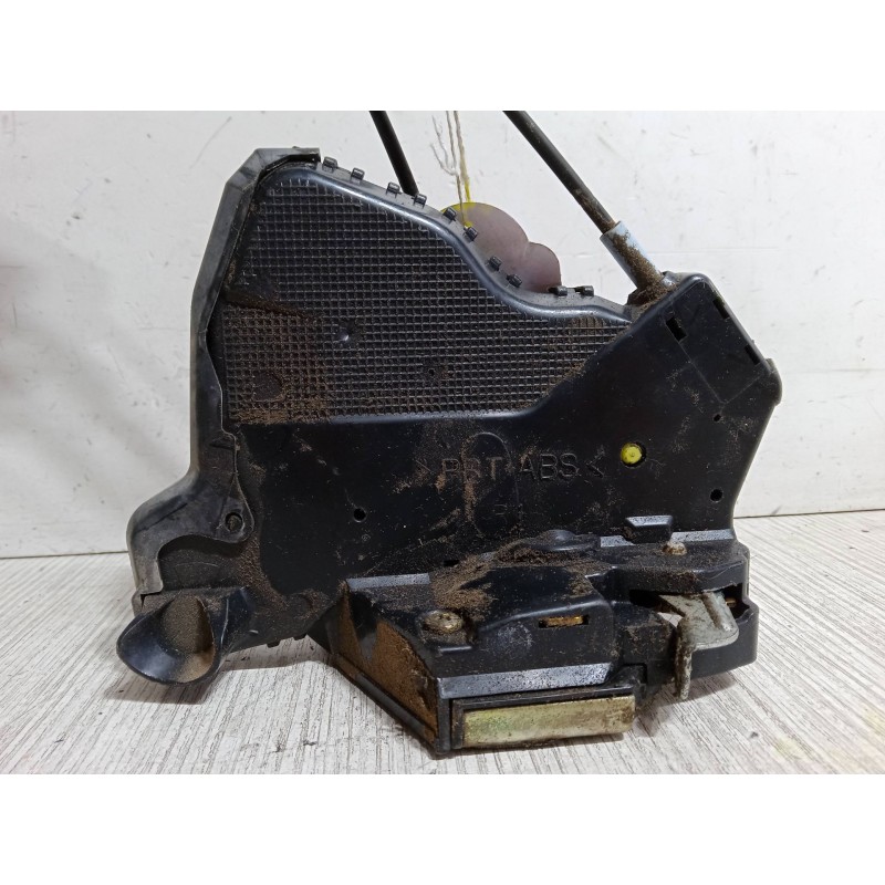 Recambio de cerradura puerta delantera derecha para toyota corolla (_e12_) 1.4 vvt-i (zze120_) referencia OEM IAM   