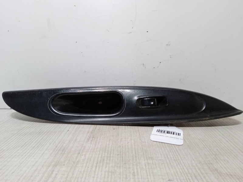 Recambio de mando elevalunas delantero derecho para hyundai h-1 furgoneta (a1) 2.5 td referencia OEM IAM   