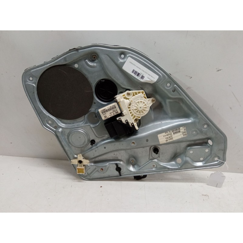 Recambio de elevalunas electrico trasero izquierdo para volkswagen golf iv (1j1) 1.4 16v referencia OEM IAM   