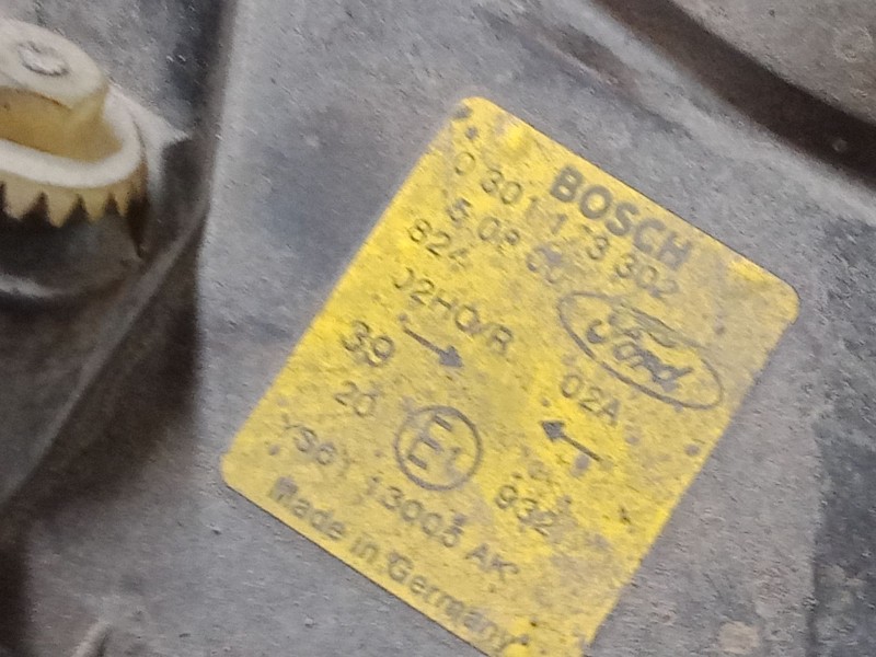 Recambio de faro derecho para ford fiesta iv (ja_, jb_) 1.8 di referencia OEM IAM 0301173302  