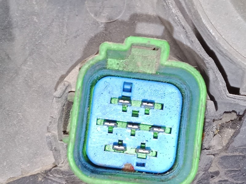 Recambio de faro derecho para ford fiesta iv (ja_, jb_) 1.8 di referencia OEM IAM 0301173302  