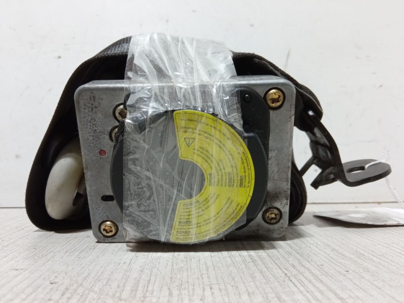 Recambio de cinturon con pretensor delantero izquierdo para volkswagen golf iv (1j1) 1.4 16v referencia OEM IAM   