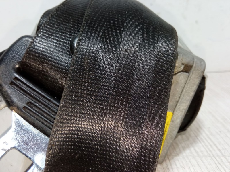 Recambio de cinturon con pretensor delantero izquierdo para volkswagen golf iv (1j1) 1.4 16v referencia OEM IAM   