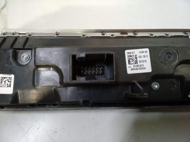 Recambio de consola central superior para peugeot 3008 suv (mc_, mr_, mj_, m4_) 1.5 bluehdi 130 referencia OEM IAM   