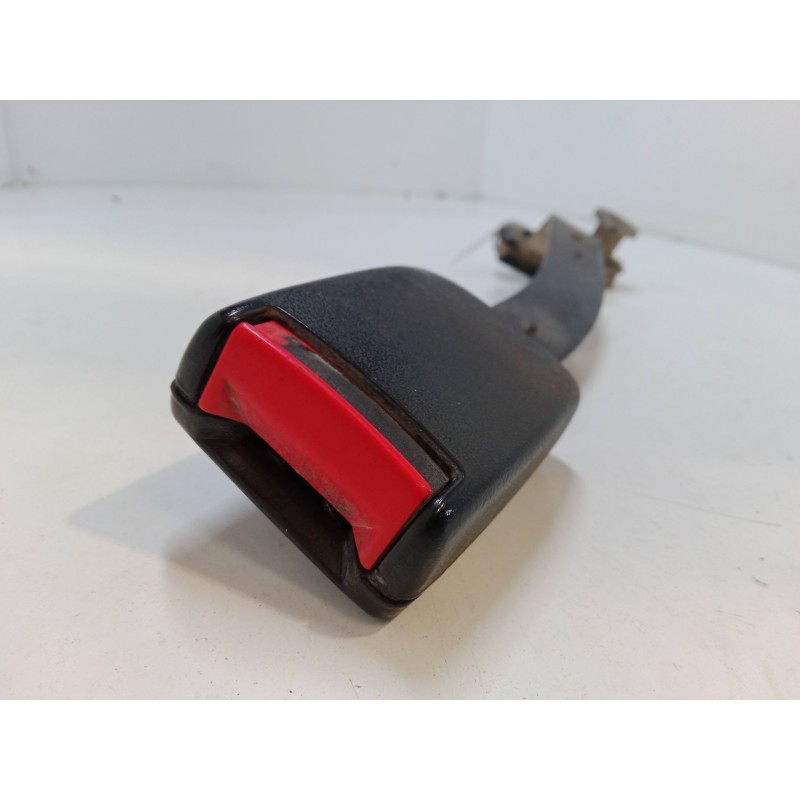 Recambio de anclaje cinturon delantero izquierdo para volkswagen golf iv (1j1) 1.9 tdi 4motion referencia OEM IAM 1J4858471  