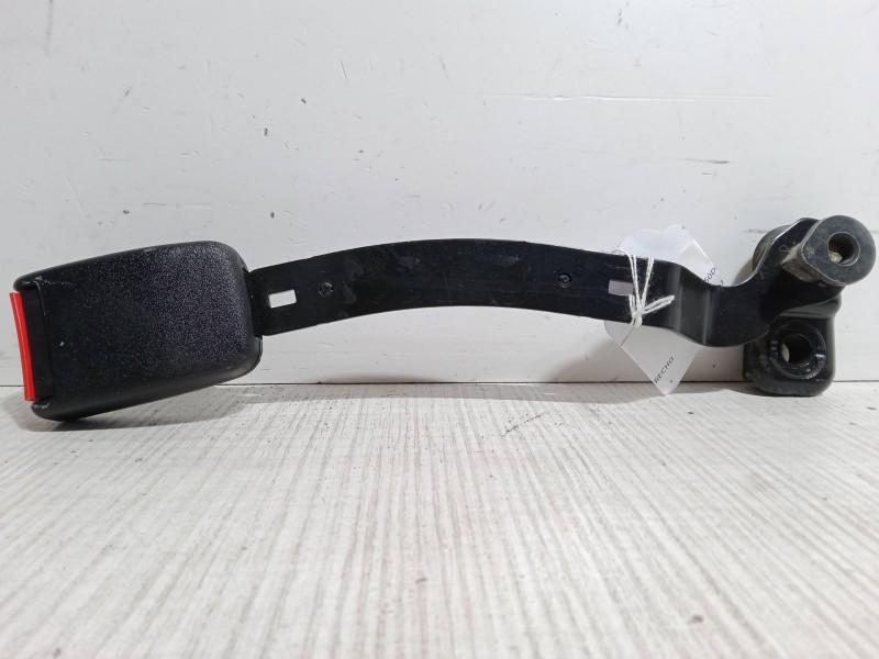 Recambio de anclaje cinturon delantero derecho para volkswagen golf iv (1j1) 1.4 16v referencia OEM IAM 1J4858472.151299A  