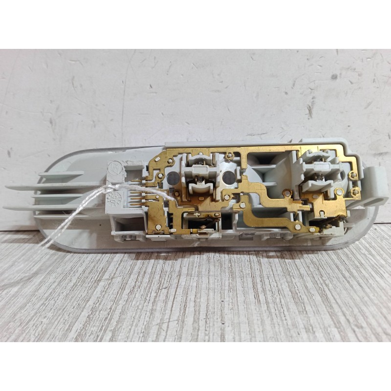 Recambio de luz interior delantera para renault modus / grand modus (f/jp0_) 1.4 (jp01, jp0j) referencia OEM IAM   