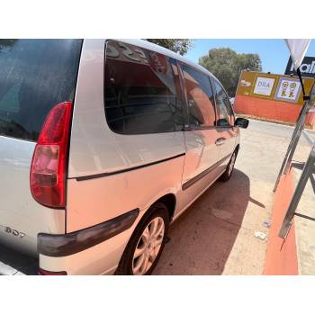 PEUGEOT 807 (EB_)