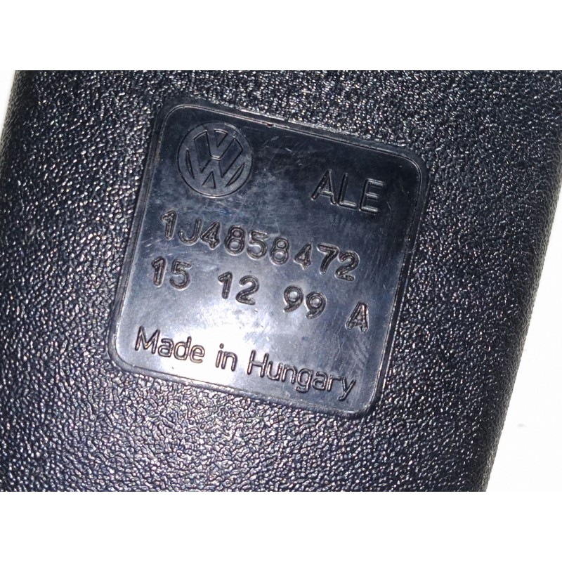 Recambio de anclaje cinturon delantero derecho para volkswagen golf iv (1j1) 1.4 16v referencia OEM IAM 1J4858472.151299A  