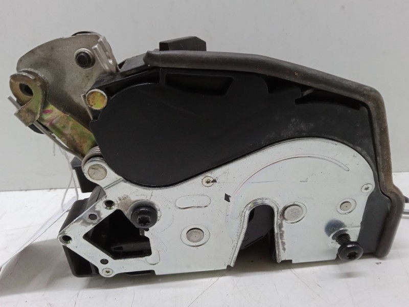 Recambio de cerradura puerta trasera izquierda para bmw 7 (e65, e66, e67) 735 i, li referencia OEM IAM   