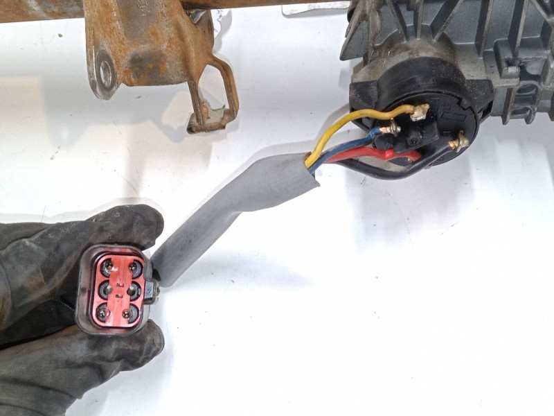 Recambio de clausor para ford fiesta iv (ja_, jb_) 1.8 di referencia OEM IAM 98AP15607AB  